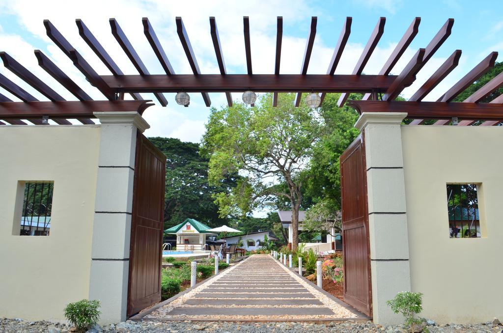 Ponce De Leon Garden Resort Powered By Aston Puerto Princesa Екстериор снимка