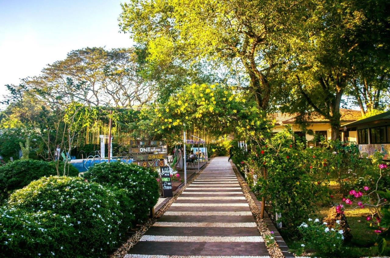 Ponce De Leon Garden Resort Powered By Aston Puerto Princesa Екстериор снимка